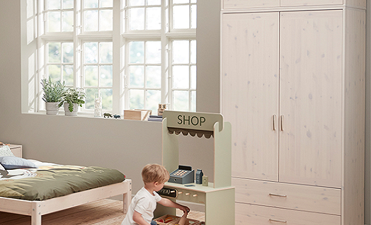 儿童房实木衣柜的使用好处有什么
